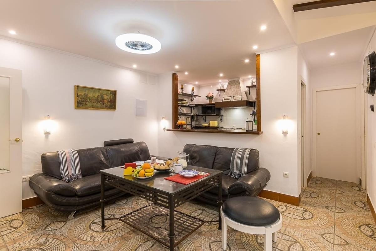 Deluxe Divina Sevilla